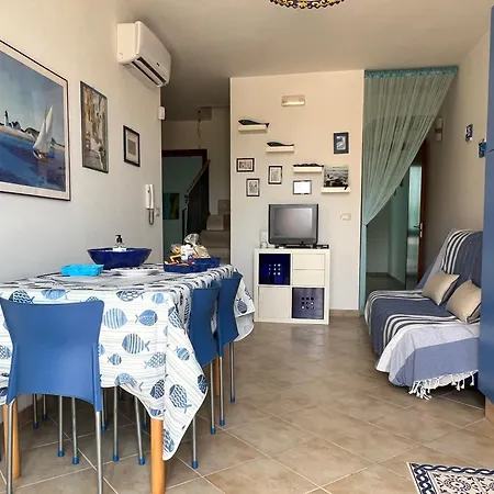 Daire Casa Bianca & Acquamarina A Due Passi Dal Mare *